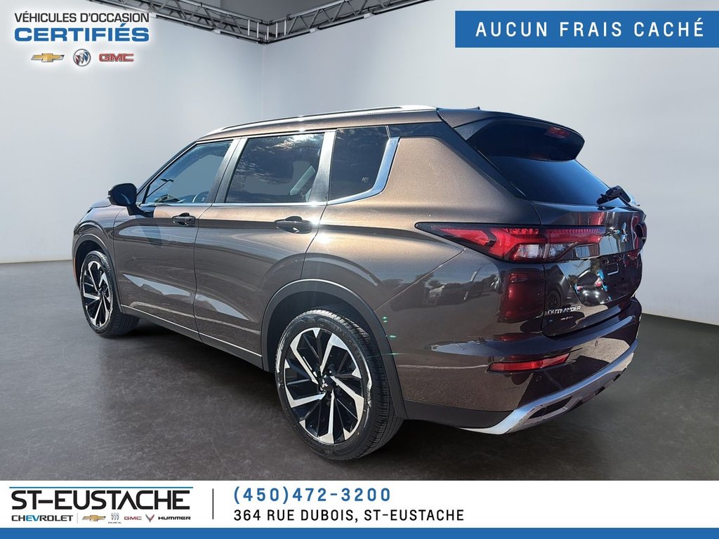 2022 Mitsubishi Outlander in Saint-Eustache, Quebec - 5 - w1024h768px