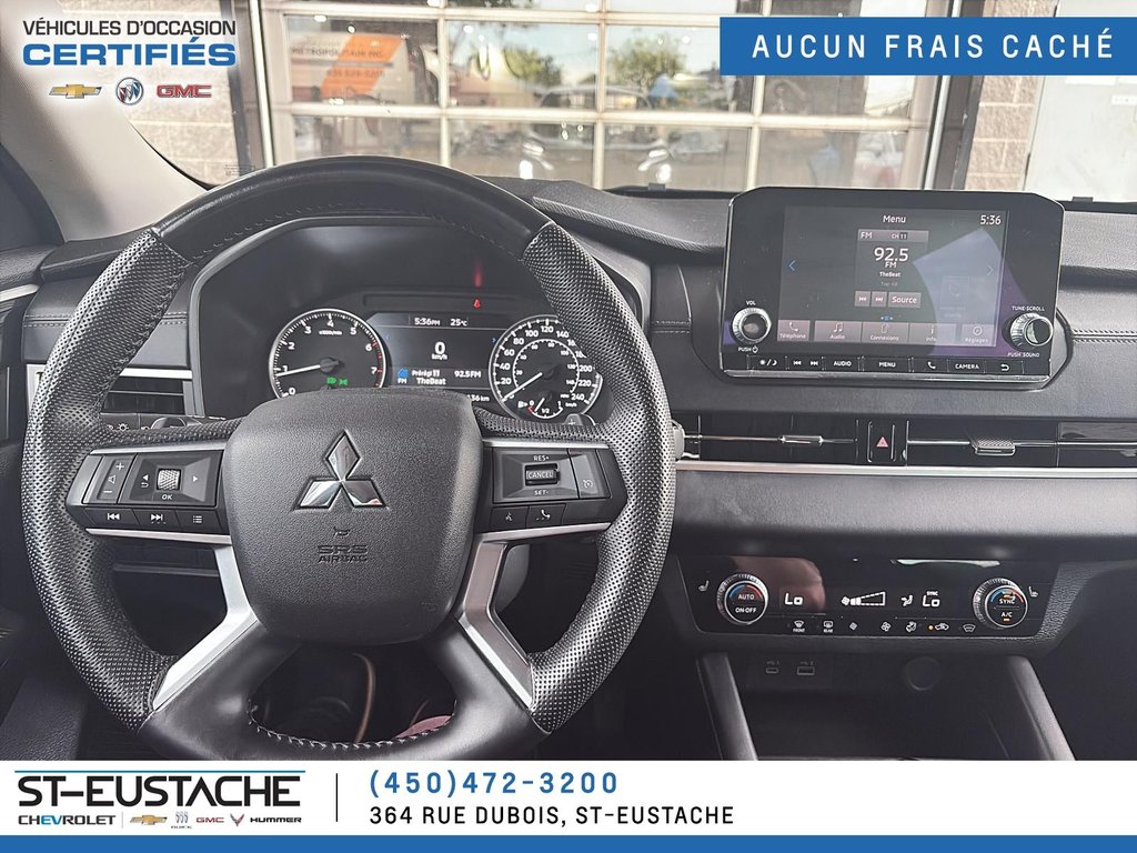 2023 Mitsubishi Outlander in Saint-Eustache, Quebec - 17 - w1024h768px