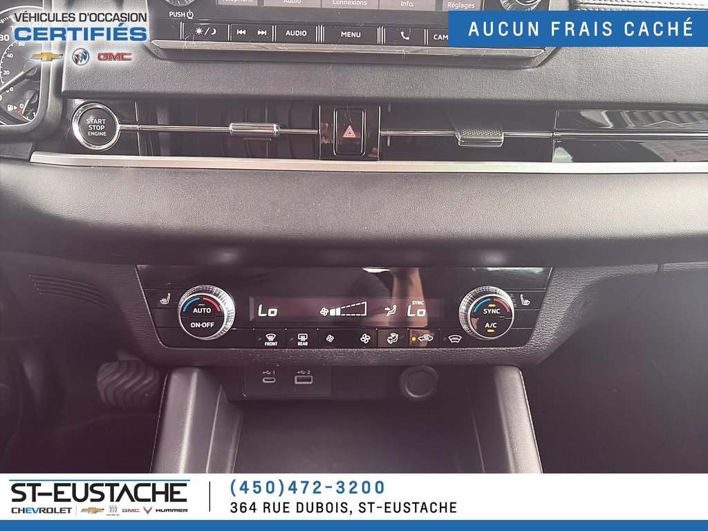 2023 Mitsubishi Outlander in Saint-Eustache, Quebec - 15 - w1024h768px