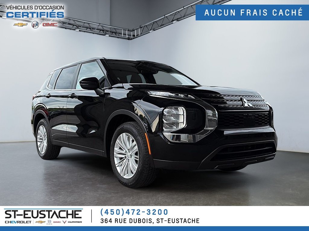 2023 Mitsubishi Outlander in Saint-Eustache, Quebec - 3 - w1024h768px