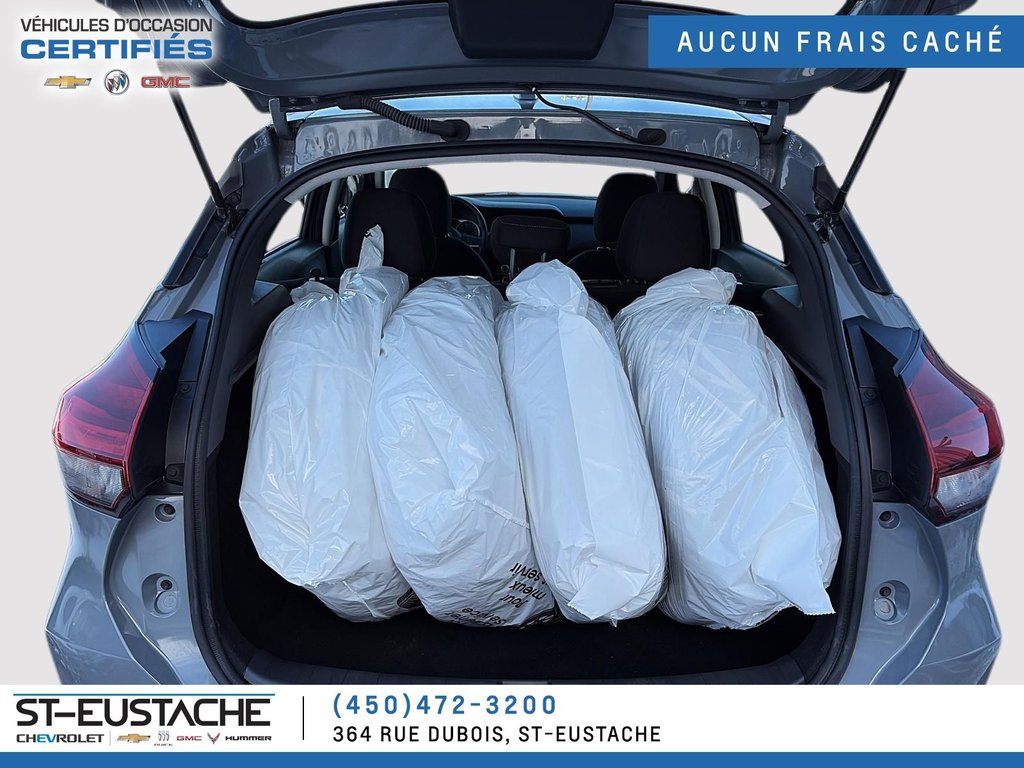 2021 Nissan Kicks in Saint-Eustache, Quebec - 6 - w1024h768px