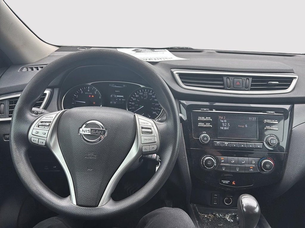 Nissan Rogue  2016 à Saint-Eustache, Québec - 9 - w1024h768px