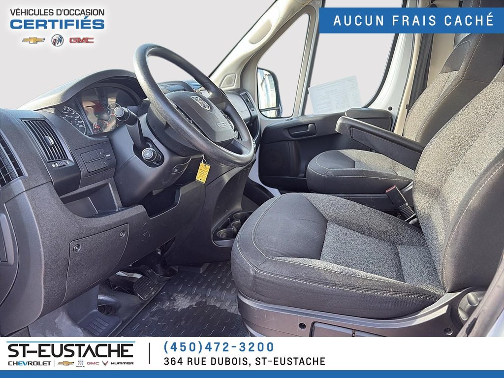 2018 Ram ProMaster Cargo Van in Saint-Eustache, Quebec - 13 - w1024h768px