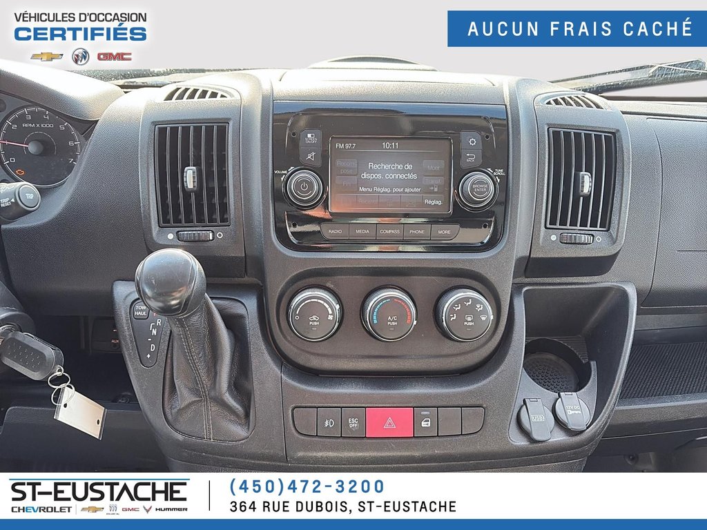 2018 Ram ProMaster Cargo Van in Saint-Eustache, Quebec - 11 - w1024h768px