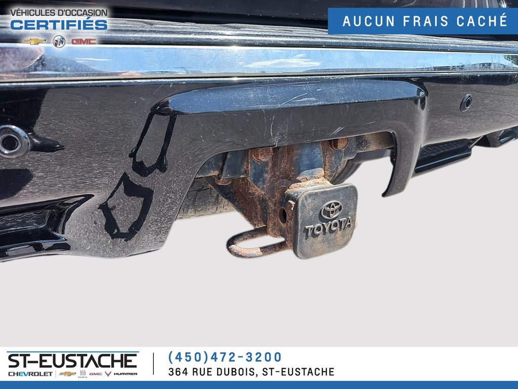 Toyota 4Runner  2019 à Saint-Eustache, Québec - 18 - w1024h768px