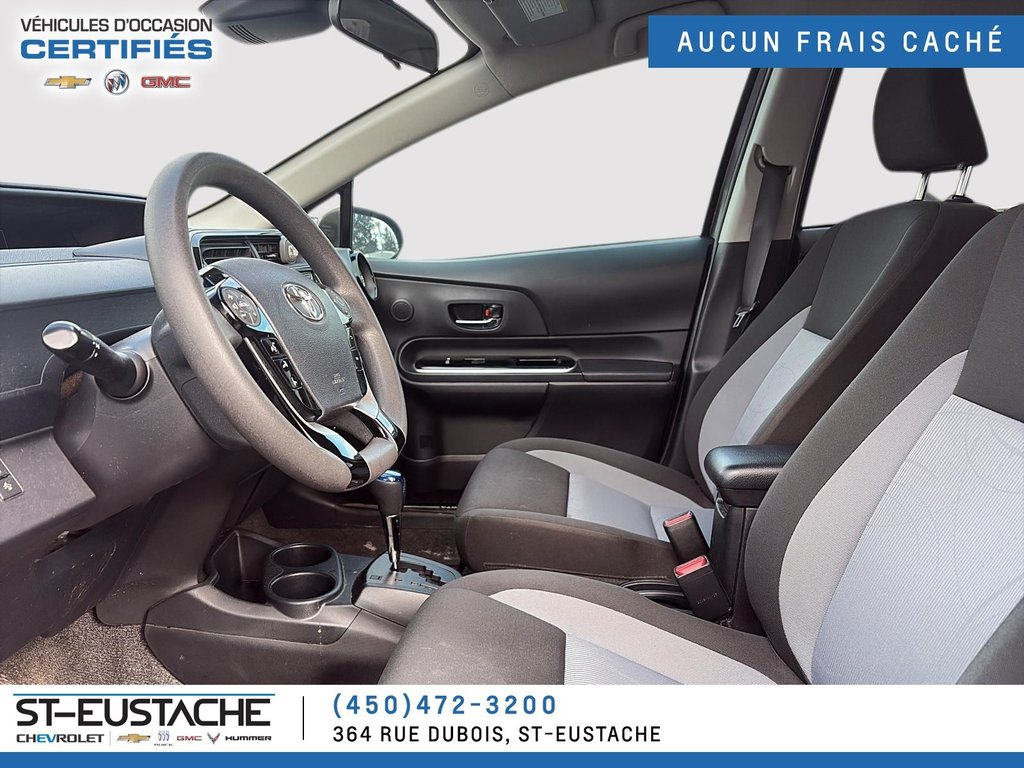 Toyota Prius C  2019 à Saint-Eustache, Québec - 14 - w1024h768px
