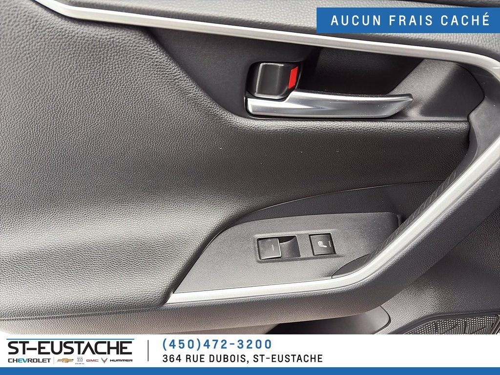Toyota RAV4 Prime  2022 à Saint-Eustache, Québec - 19 - w1024h768px