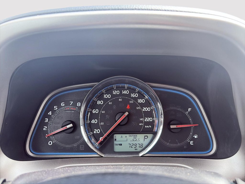2015 Toyota RAV4 in Saint-Eustache, Quebec - 14 - w1024h768px