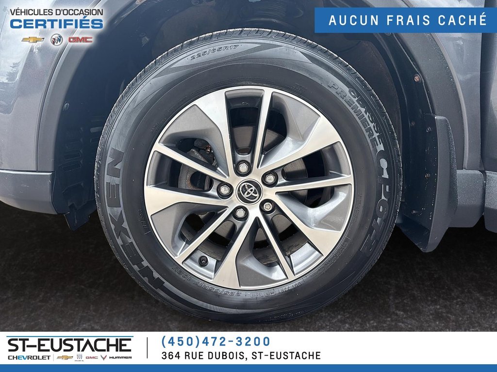 Toyota RAV4  2018 à Saint-Eustache, Québec - 6 - w1024h768px