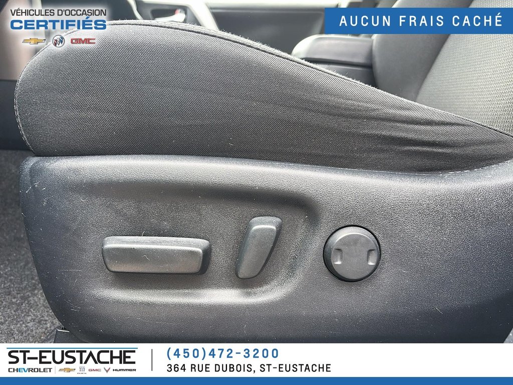 Toyota RAV4  2018 à Saint-Eustache, Québec - 19 - w1024h768px