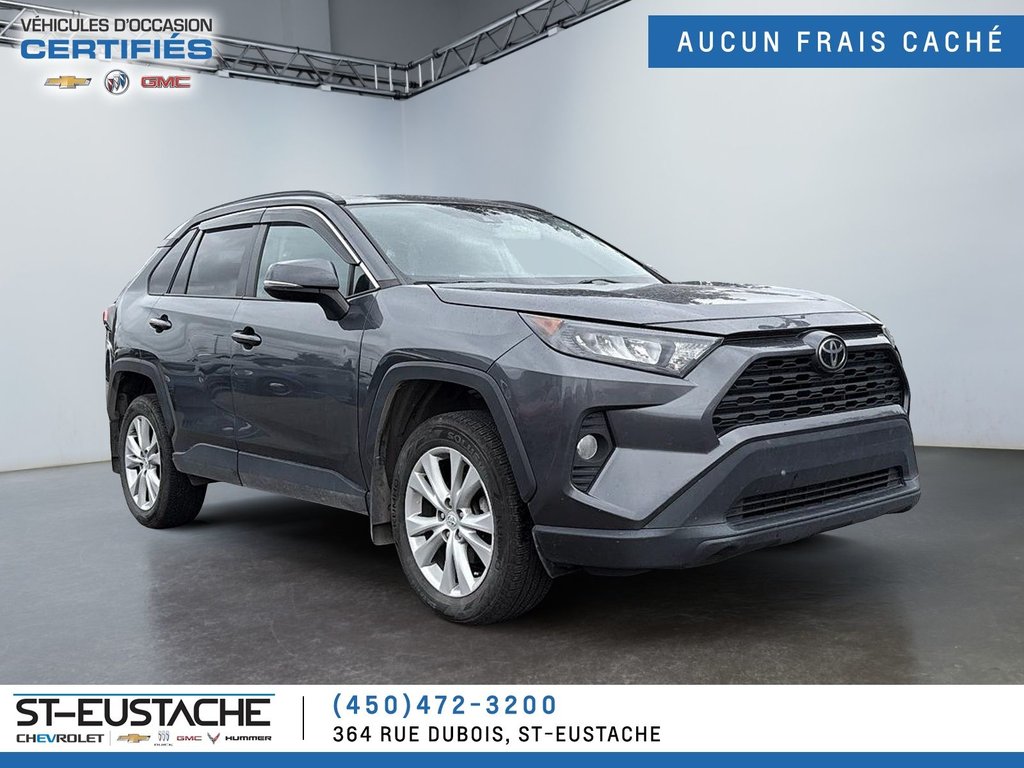 2020 Toyota RAV4 in Saint-Eustache, Quebec - 4 - w1024h768px