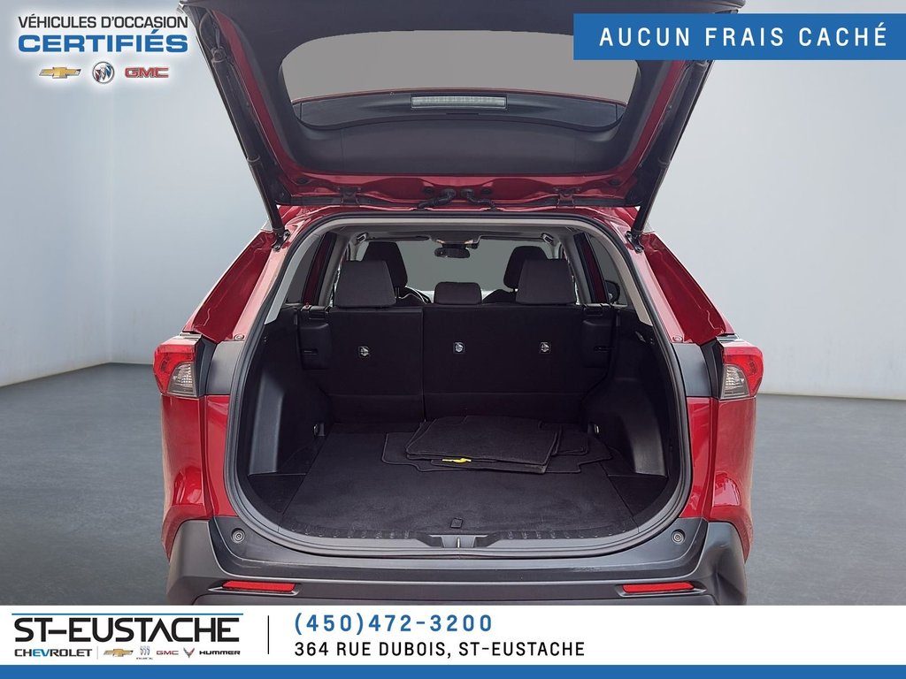 Toyota RAV4  2021 à Saint-Eustache, Québec - 5 - w1024h768px
