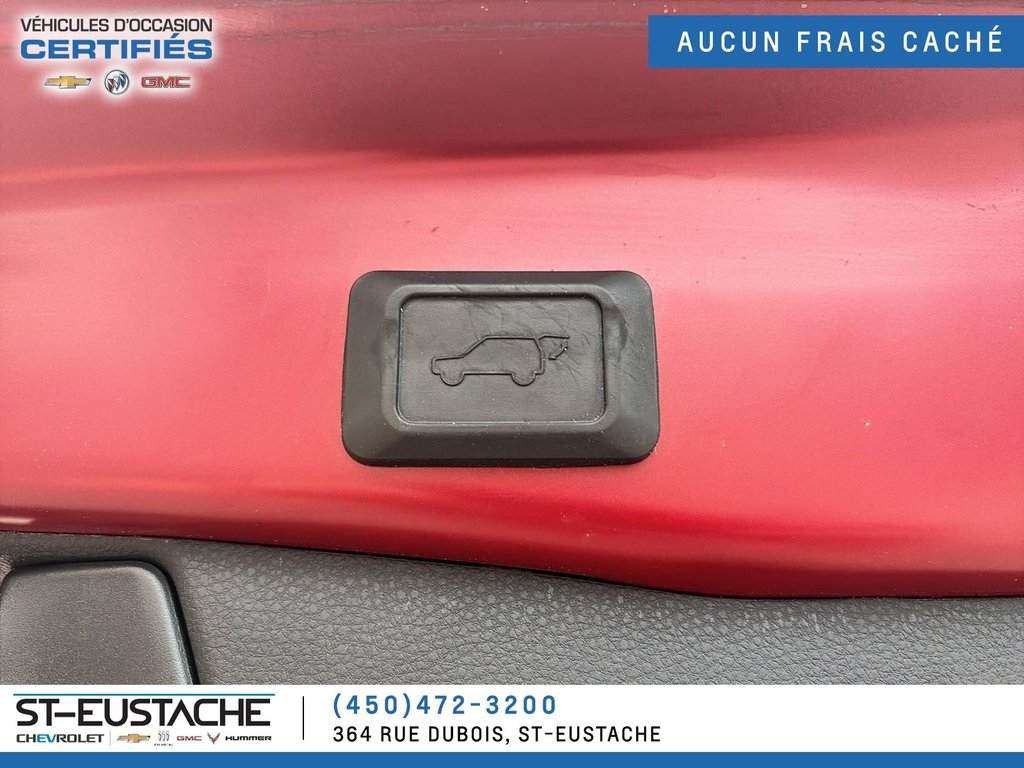 Toyota RAV4  2021 à Saint-Eustache, Québec - 6 - w1024h768px