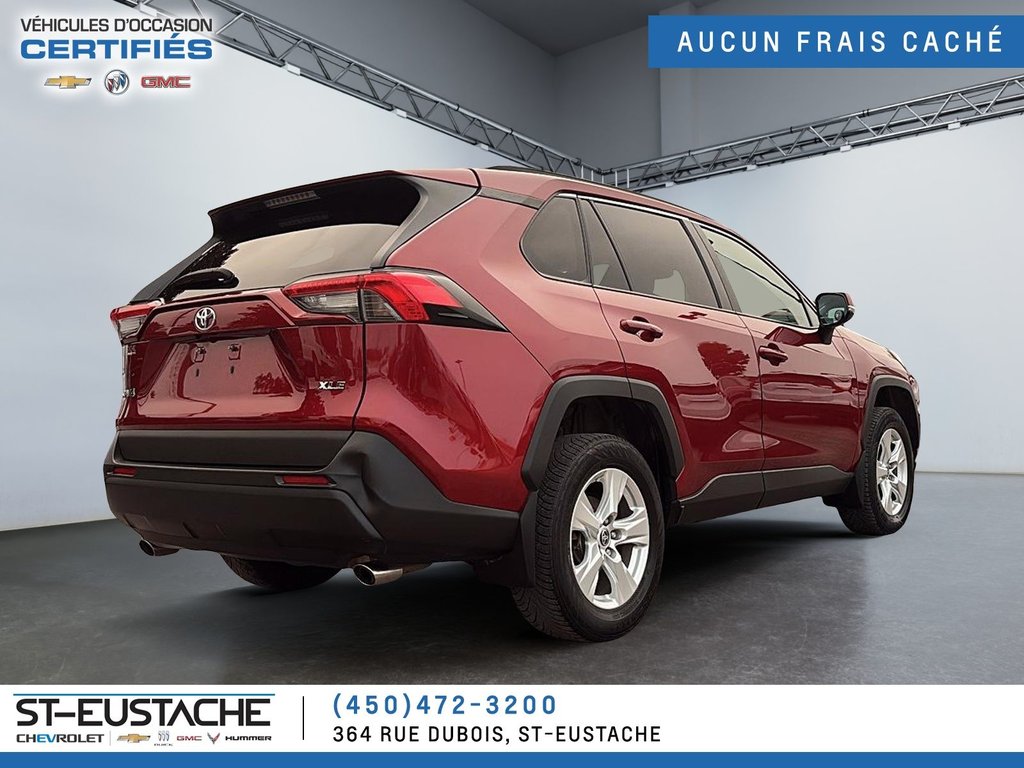Toyota RAV4  2021 à Saint-Eustache, Québec - 4 - w1024h768px
