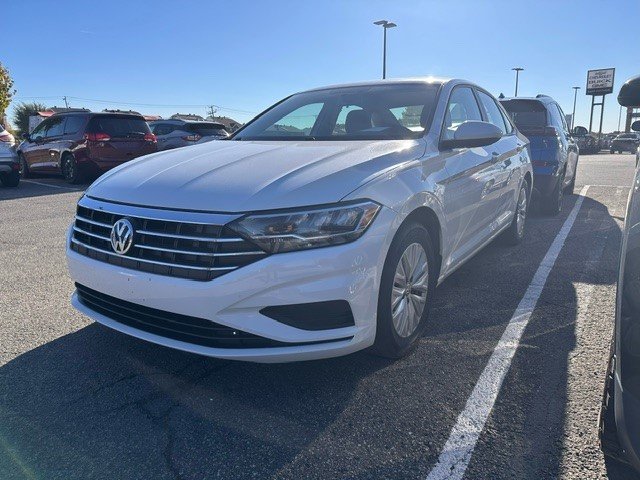 Volkswagen Jetta  2019 à Saint-Eustache, Québec - 1 - w1024h768px