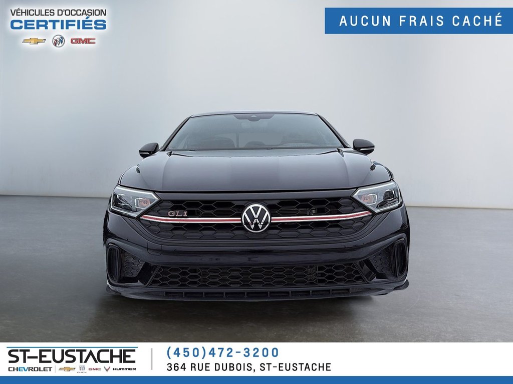 Volkswagen Jetta  2024 à Saint-Eustache, Québec - 2 - w1024h768px