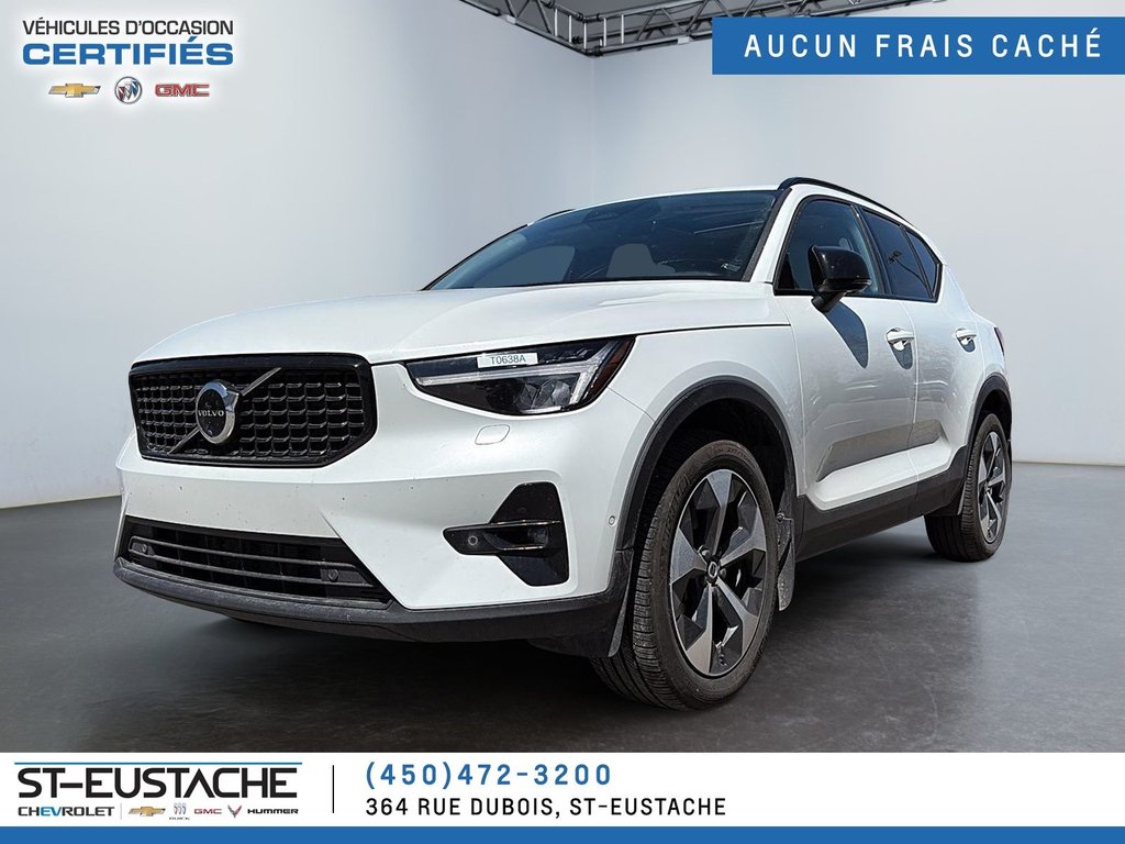 Volvo XC40  2024 à Saint-Eustache, Québec - 1 - w1024h768px