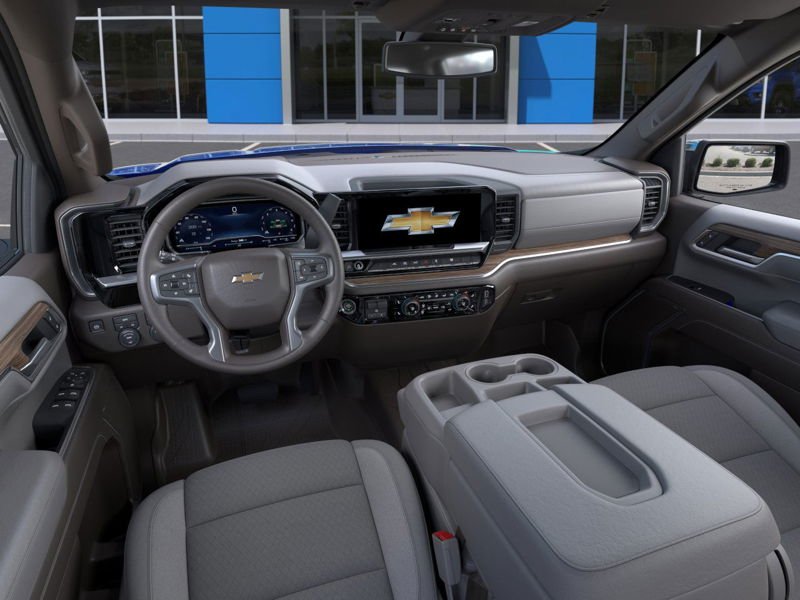 2025 Chevrolet Silverado 1500 Crew LT 4WD LT in Corner Brook, Newfoundland and Labrador - 5 - w1024h768px
