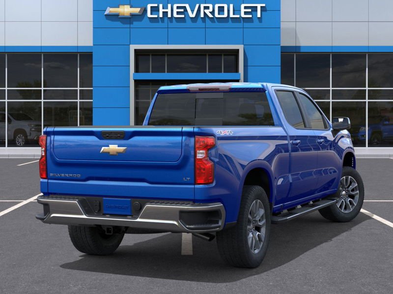 2025 Chevrolet Silverado 1500 Crew LT 4WD LT in Corner Brook, Newfoundland and Labrador - 4 - w1024h768px