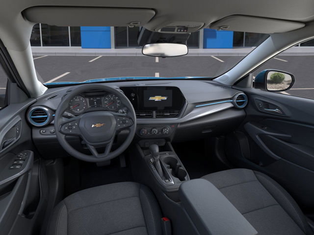 2025 Chevrolet Trax LS in Corner Brook, Newfoundland and Labrador - 5 - w1024h768px