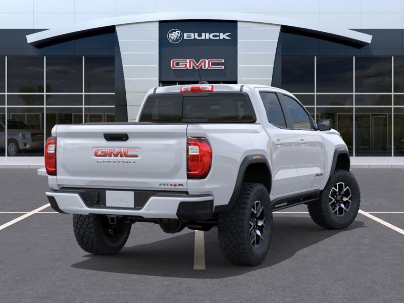 2025 GMC Canyon AT4 Crew Cab 4WD AT4 in Corner Brook, Newfoundland and Labrador - 4 - w1024h768px