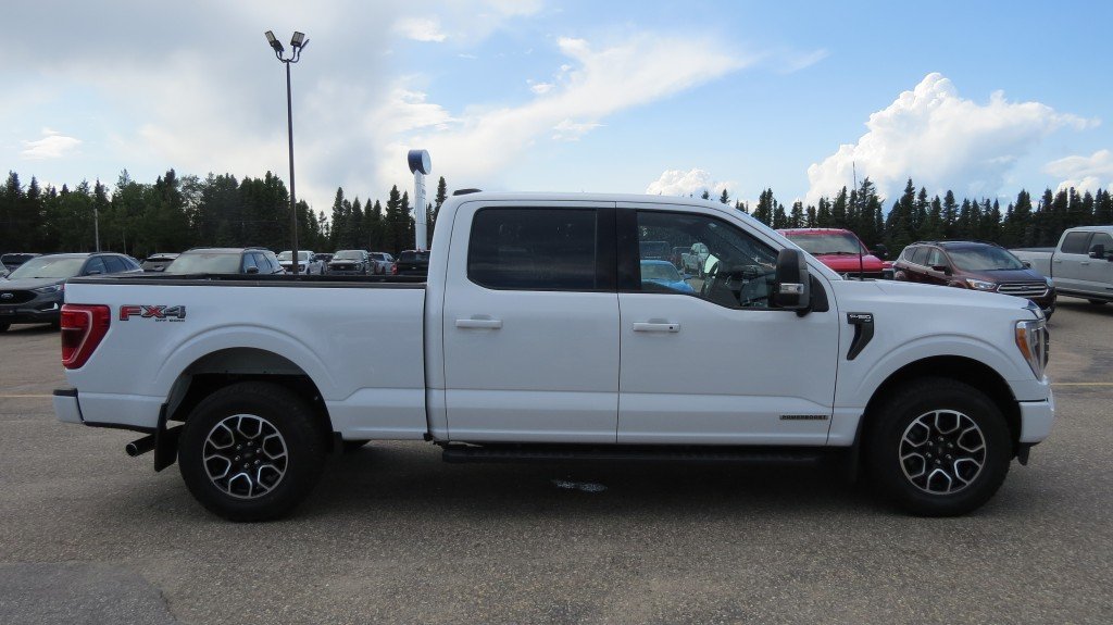 2022 Ford F-150 Super Crew XLT 157'' WB in Les Escoumins, Quebec - 4 - w1024h768px