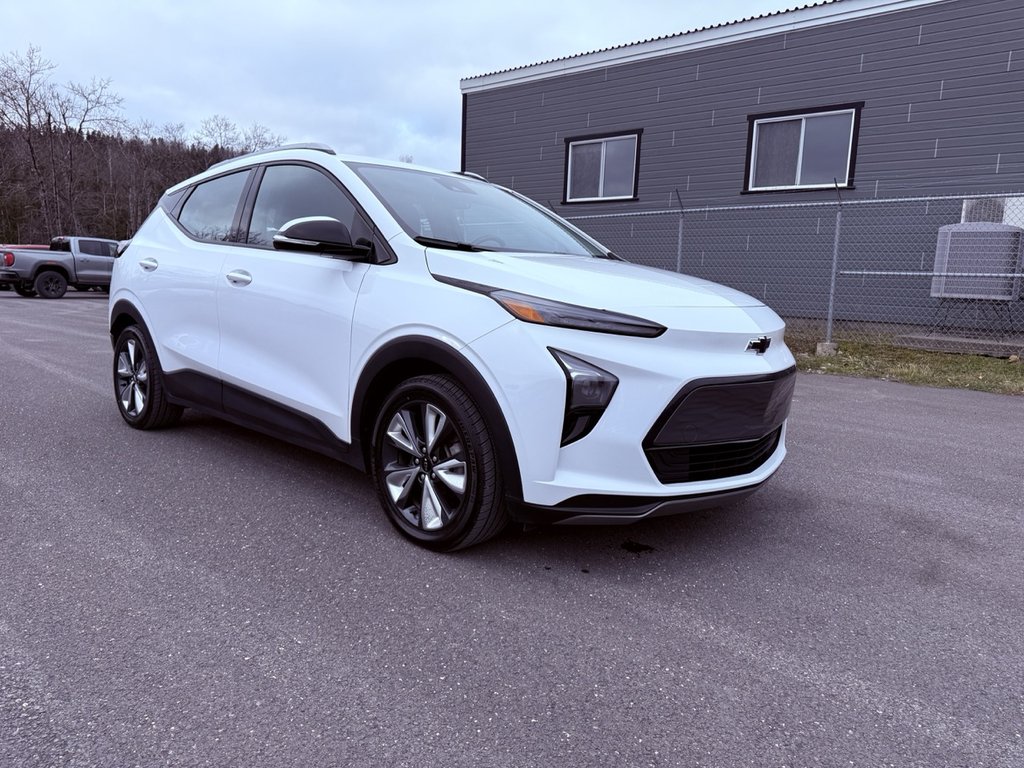 Chevrolet Bolt EUV LT 2023 à Amqui, Québec - 8 - w1024h768px