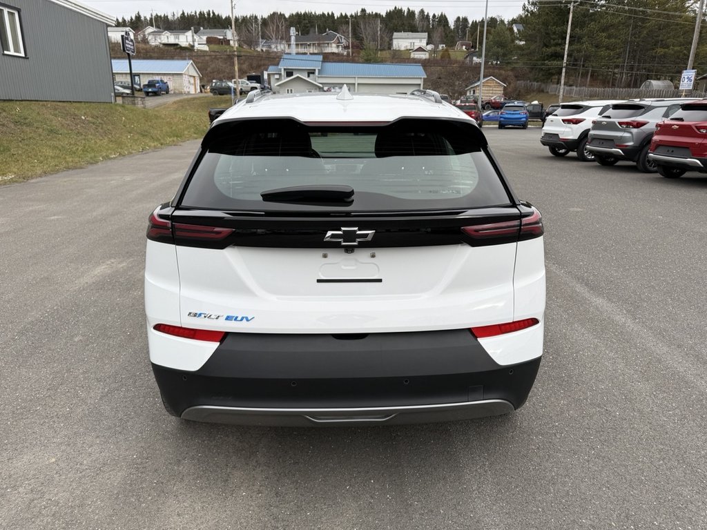 Chevrolet Bolt EUV LT 2023 à Amqui, Québec - 5 - w1024h768px