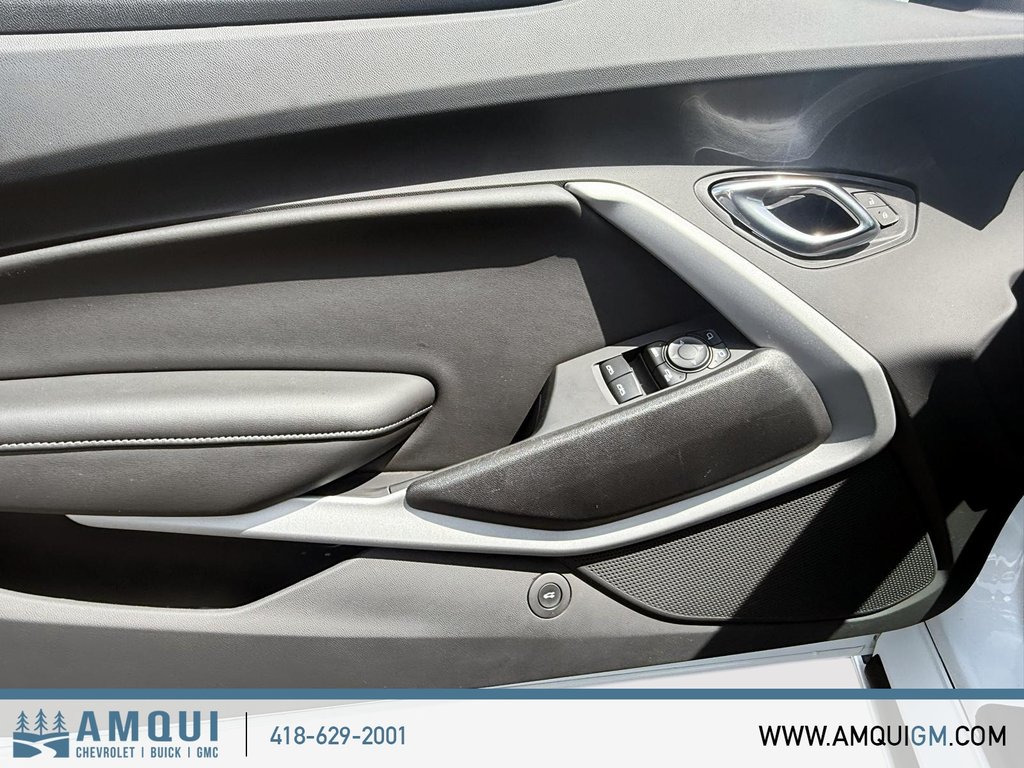 Chevrolet Camaro 1LT 2019 à Amqui, Québec - 12 - w1024h768px