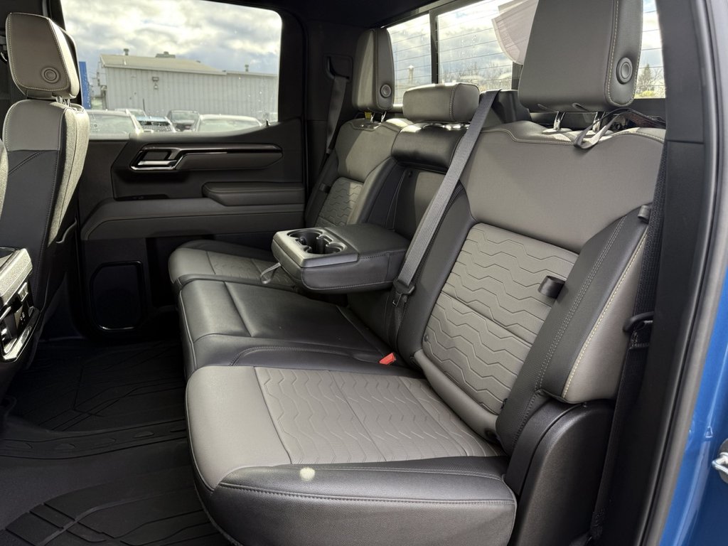 Chevrolet Silverado 1500 ZR2 2022 à Amqui, Québec - 24 - w1024h768px