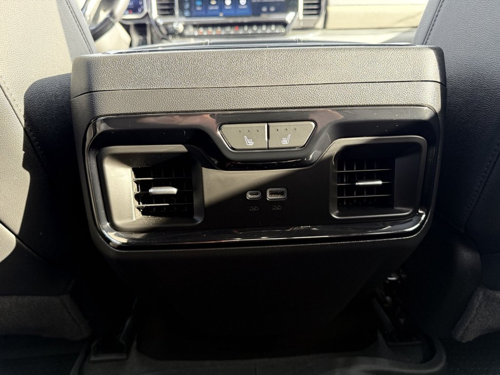 Chevrolet Silverado 1500 ZR2 2022 à Amqui, Québec - 23 - w1024h768px