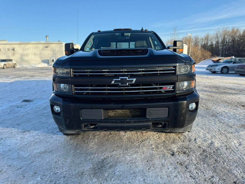 2017 Chevrolet Silverado 2500HD LTZ in Amqui, Quebec - 4 - w1024h768px