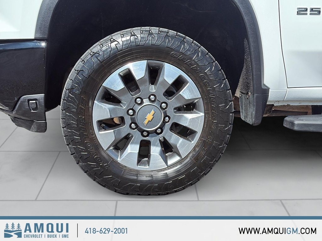 2024 Chevrolet Silverado 2500HD Custom in Amqui, Quebec - 7 - w1024h768px