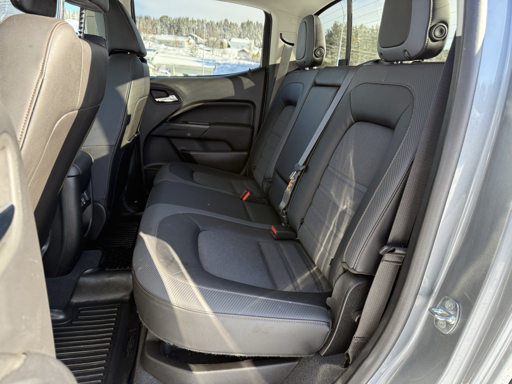 2022 GMC Canyon 4WD AT4 w/Cloth in Amqui, Quebec - 15 - w1024h768px