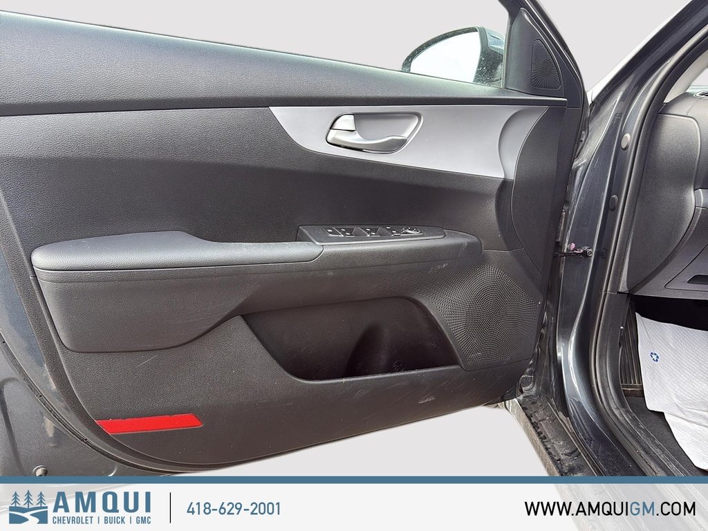 Kia Forte LX 2023 à Amqui, Québec - 10 - w1024h768px