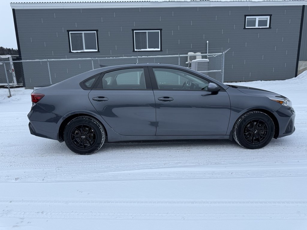 Kia Forte LX 2023 à Amqui, Québec - 7 - w1024h768px