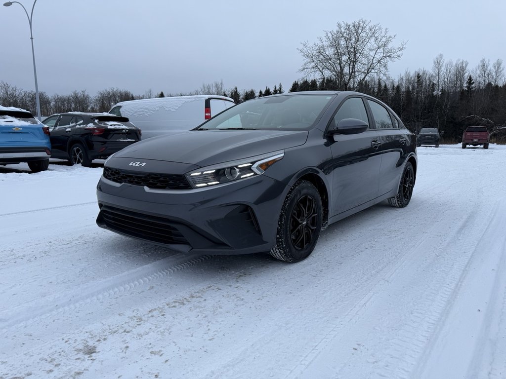 Kia Forte LX 2023 à Amqui, Québec - 2 - w1024h768px