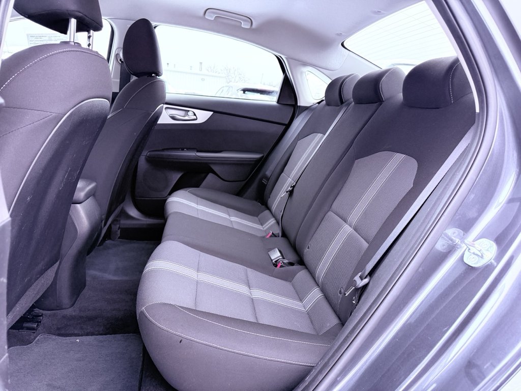 Kia Forte LX 2023 à Amqui, Québec - 19 - w1024h768px