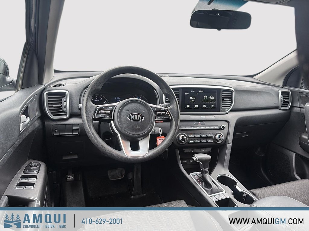 2020 Kia Sportage LX AWD in Amqui, Quebec - 10 - w1024h768px
