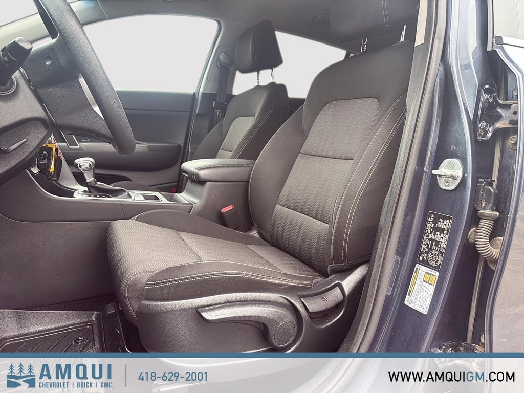 2020 Kia Sportage LX AWD in Amqui, Quebec - 9 - w1024h768px