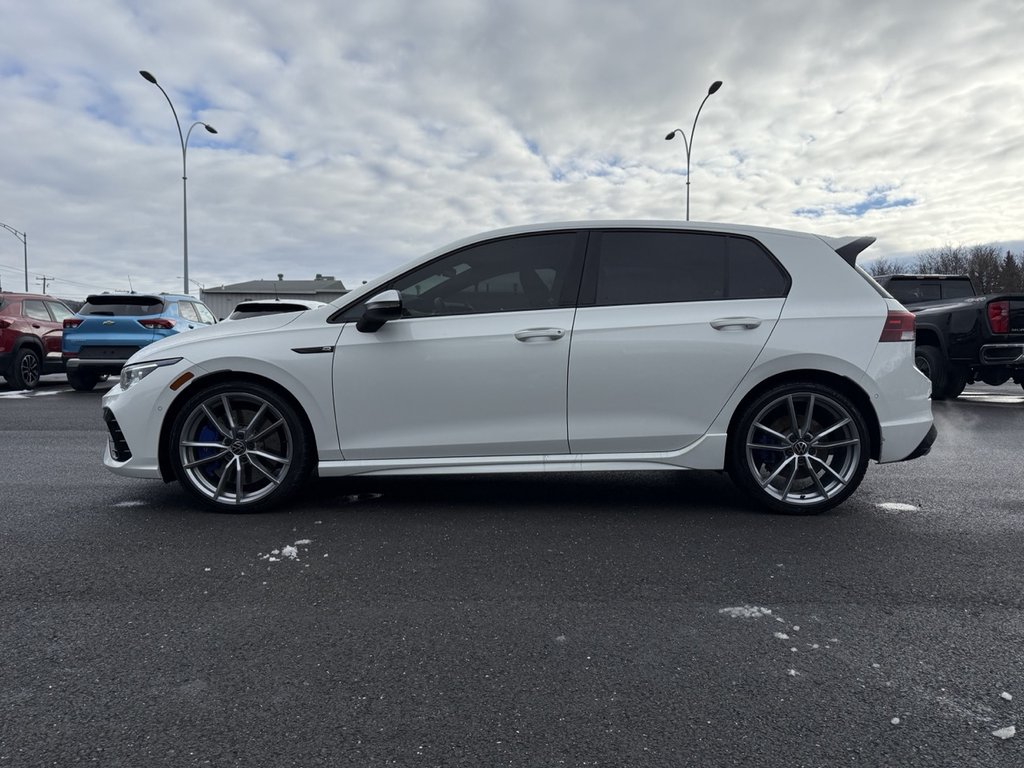 Volkswagen Golf R  2024 à Amqui, Québec - 3 - w1024h768px