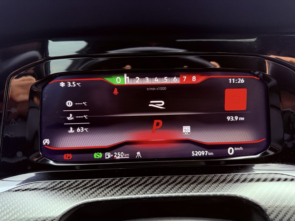 Volkswagen Golf R  2024 à Amqui, Québec - 12 - w1024h768px