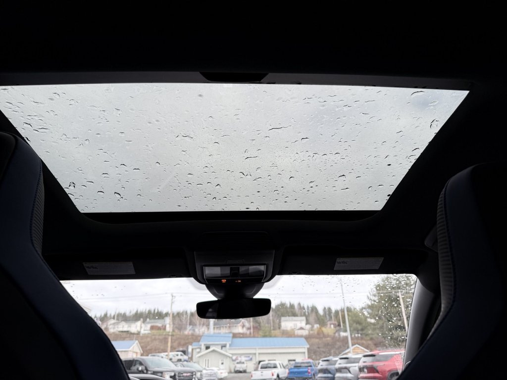 Volkswagen Golf R  2024 à Amqui, Québec - 15 - w1024h768px