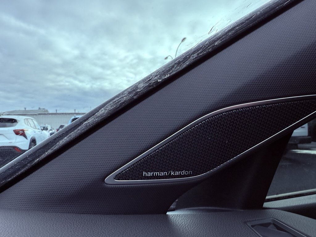 Volkswagen Golf R  2024 à Amqui, Québec - 11 - w1024h768px