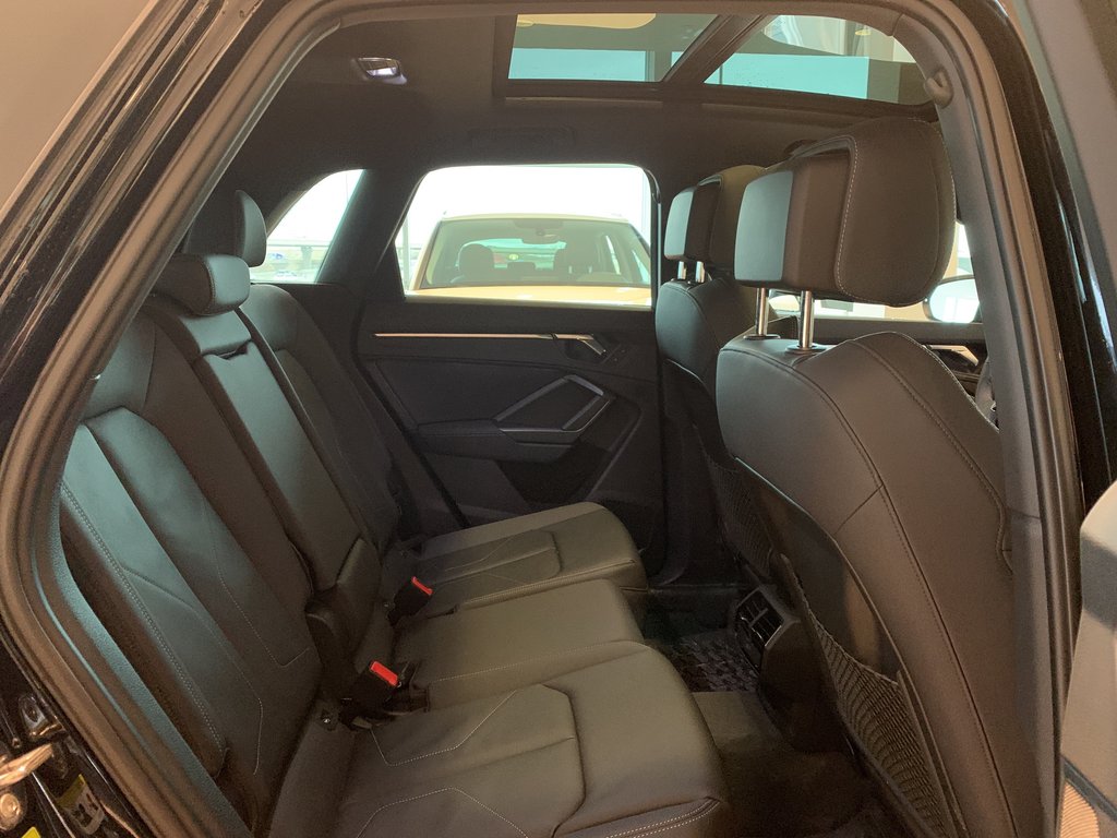 Audi Queensway 2020 Audi Q3 45 2 0t Progressiv Quattro