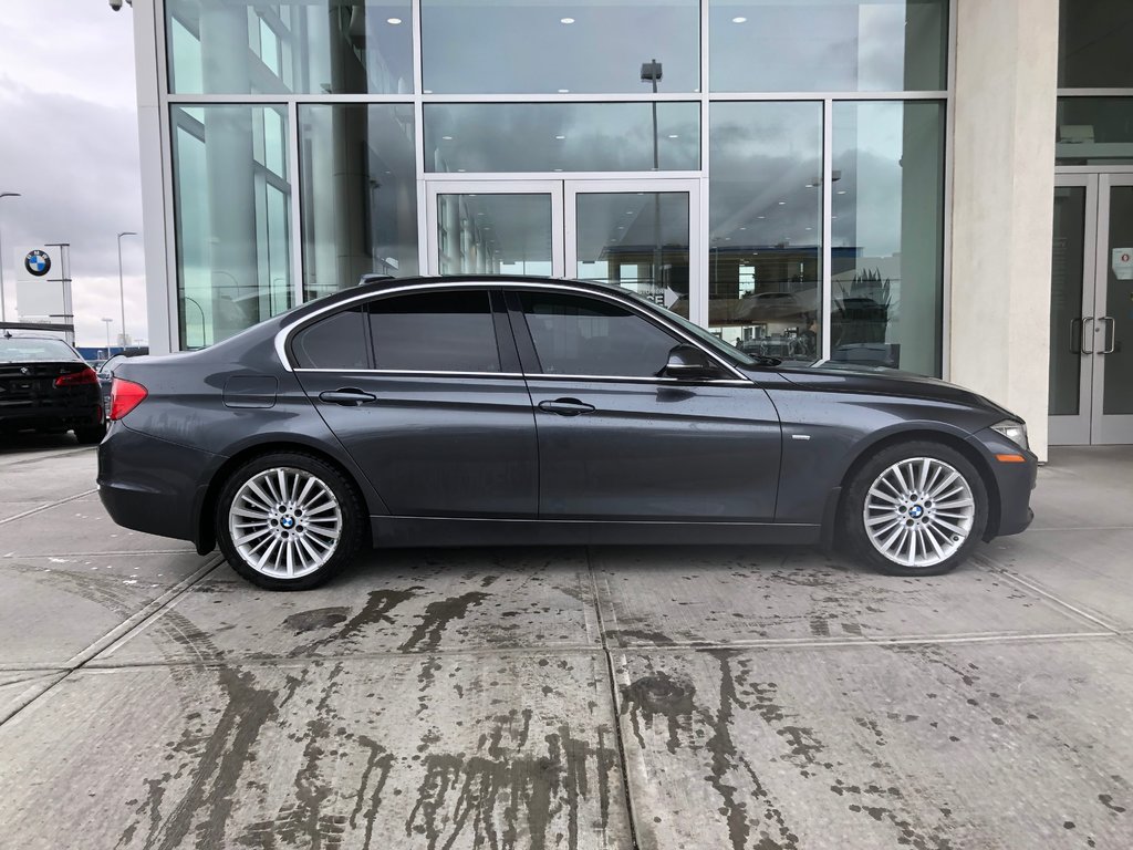 BMW Gallery | 2013 BMW 328i XDrive Sedan Luxury Line | #G18680A