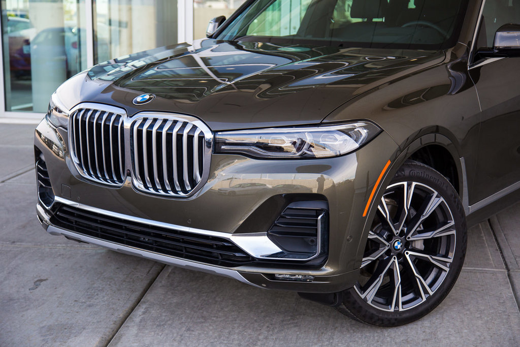 Bmw x7 40i характеристики