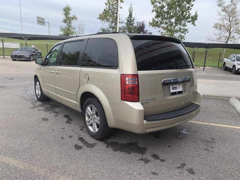 Dodge grand caravan 2010