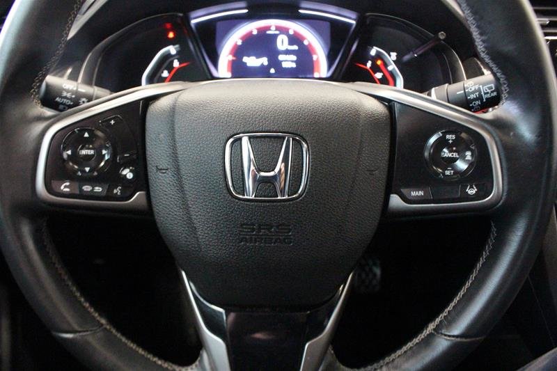 Dilawri Group of Companies 2019 Honda Civic Hatchback Touring Leather