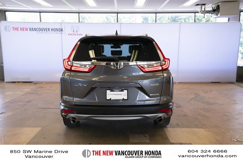 Vancouver Honda | 2017 Honda CR-V Touring | #UH1904